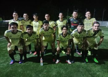 Sorpresivos resultados en las semifinales de la Liga de fútbol 8 de Segunda B