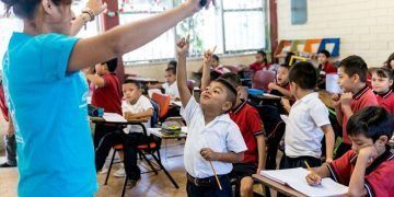 Enseña por México ha impactado positivamente a más de 140 mil estudiantes en el país