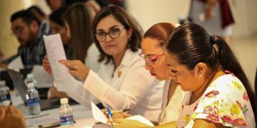 Participa Cristina Alcérreca como moderadora de la Mesa de trabajo: Acceso a la alimentación, en el eje Bienestar Social y Calidad de Vida