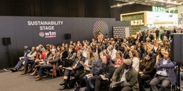Marciano Dzul presenta en Londres plan turístico de Tulum