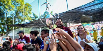 Acude Cristina Alcérreca a la premiación del Torneo de Fútbol “Soccer popular”