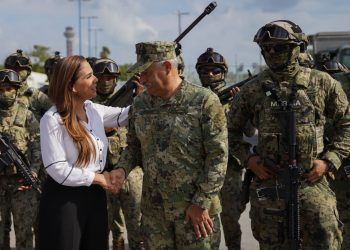 Recibe Mara Lezama a infantes de Marina para sumarse a acciones de seguridad