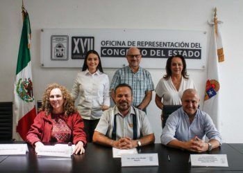 Se reúnen legisladores con director del Consejo de Promoción Turística