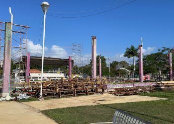 Avanzan los trabajos de rehabilitación del parque “Aarón Merino” en Chetumal