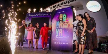 Ante más de 600 personas, Yensunni Martínez presenta el carnaval Chetumal 2023