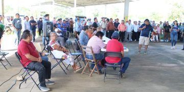 Erick Borges “chamaquea” a la secretaria Cristina Torres al meterla a una negociación fallida