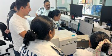 Modernizan equipo para licencias de conducir en Othón P. Blanco