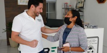 Encuentran cozumeleños atención en la casa de gestión del diputado Renán Sánchez