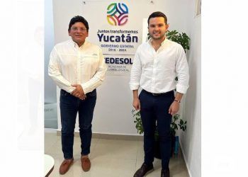 Se reúne Pablo Bustamante con el secretario de Desarrollo Social de Yucatán