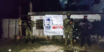 Asegura FGE Quintana Roo a una persona y drogas en cateo realizado en Chetumal