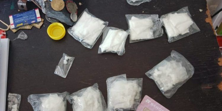 Asegura FGE Quintana Roo diversas dosis de drogas en cateo realizado en inmueble