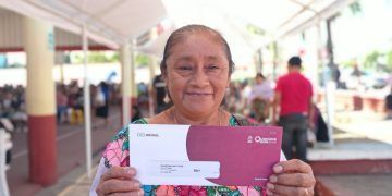 Las mujeres son el corazón de Quintana Roo: Pablo Bustamante
