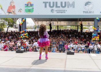 DÍA DEL NIÑO Y LA NIÑA: Exitosa presentación de Tatiana ante 6,000 personas en Tulum