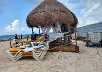 Hallan tres cuerpos sin vida en playa de Cancún