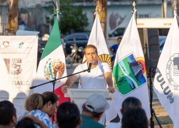 Diego Castañón entrega ampliación del Centro de Salud de Akumal