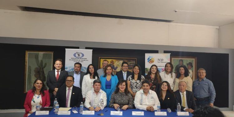 Renuevan consejo directivo filiales estatales de la AMAV