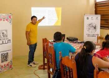 Tulum: Gobierno municipal empodera a productores con curso “Valor Agregado de la Miel”