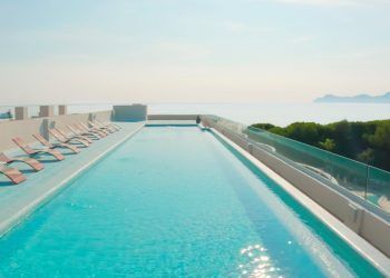 Iberostar lleva su modelo de éxito todo incluido del caribe a mallorca con la apertura del resort Iberostar Selection Albufera