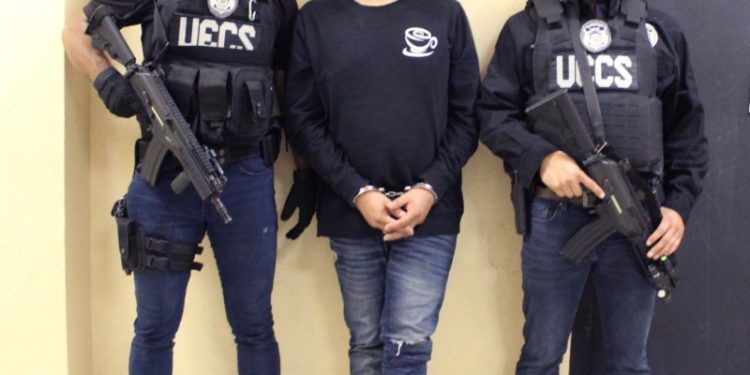 Captura FGE Quintana Roo al ‘Comandante Oso’, involucrado en el homicidio del gerente del Club Mamitas de Playa del Carmen