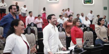 Aprueba XVII Legislatura reforma que garantizará útiles escolares para estudiantes