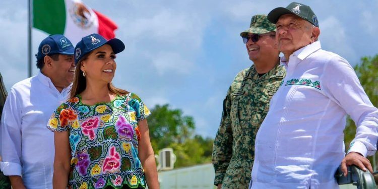 Junto con Presidente de México Mara Lezama supervisa magnas obras en Quintana Roo