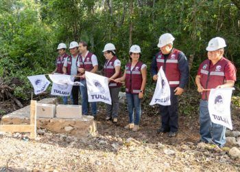 Diego Castañón pone en marcha construcción de barda de nuevo cementerio municipal