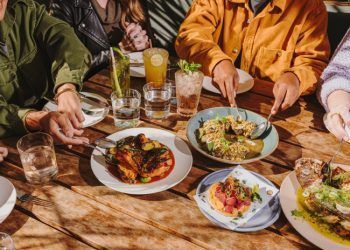 El verano es para disfrutarlo al aire libre: OpenTable presenta Los 50 restaurantes para comer al aire libre más populares de México este 2023