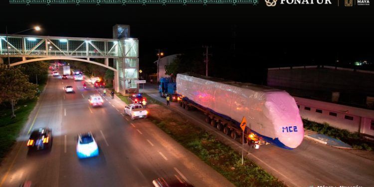 Concluye traslado de primer Tren Maya a Cancún; la transformación del sureste, en marcha: Javier May