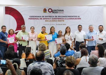 Mara Lezama valora y reconoce el trabajo del personal de apoyo a la educación