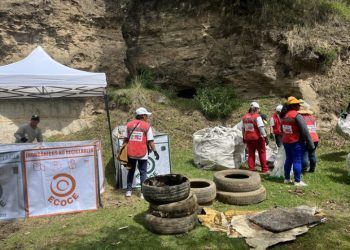 Agua Sta.María® reafirma su compromiso con la comunidad y el medio ambiente realizando jornada de limpieza en puebla
