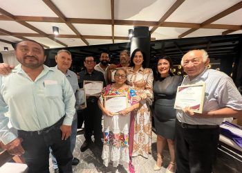 Reconoce Estefanía Mercado a fundadores de Solidaridad