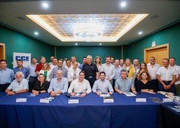 Se reúne Renán Sánchez Tajonar con el Consejo Coordinador Empresarial del Caribe