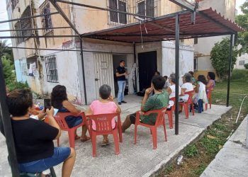 El SESESP capacita a vecinos de Cancún en el Buen Uso de Redes Sociales