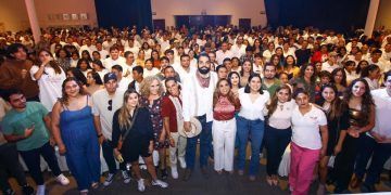 Hagamos y demos la mejor versión de nosotros mismos, convoca Mara Lezama a cientos de jóvenes solidarenses