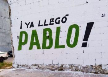| OBSERVATORIO | Pintan bardas en Cancún con ‘¡Ya llegó Pablo!’ ¿Bustamante?