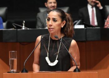 La tarjeta Mujer es Vida se usa como “gancho” para encuesta a favor de Maribel Villegas