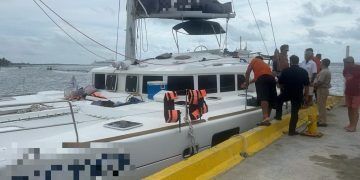 Marina Rescata a 23 personas en inmediaciones de Mahahual, Quintana Roo