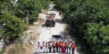 Saluda Mary Hernández ‘con sombrero ajeno’