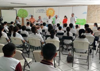 Celebran 20 aniversario de Daniel el manatí