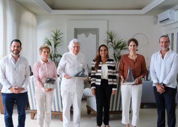Revisa Mara Lezama con Grupo Iberostar el avance de sus proyectos y el mejorar las condiciones de vivienda de sus trabajadores en Quintana Roo