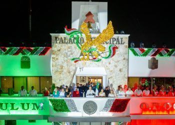 Tulum se une en una emotiva celebración del Grito de Independencia