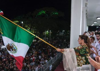 Celebra Mara Lezama Grito de Independencia con el pueblo
