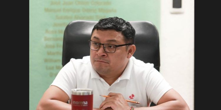 No puede con la chamba del Congreso y quiere más