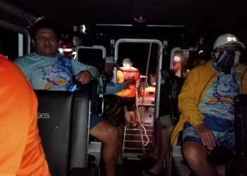 Marina rescata a seis personas en inmediaciones de la Bahía de Chetumal, Quintana Roo