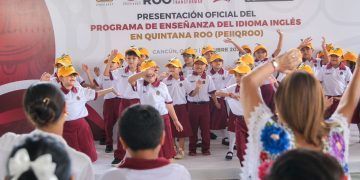 Implementa Mara Lezama clases de inglés en escuelas públicas en un acto de justicia social