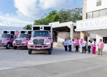Diego Castañón encabeza banderazo rosa “concientizando a Tulum contra el cáncer de mama”