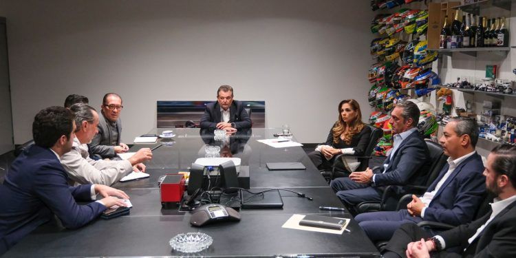Trabajan Mara Lezama y Carlos Slim en Agenda Digital para Quintana Roo