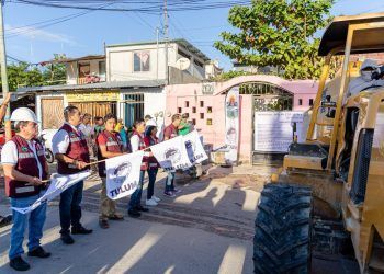 Diego Castañón pone en marcha la construcción del drenaje sanitario en la colonia Huracanes de Tulum