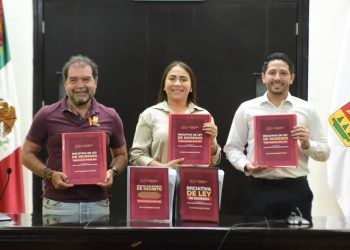 Recibe XVII Legislatura Paquete Fiscal 2024