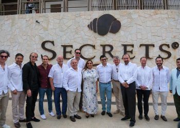 Agradece Mara Lezama la confianza de inversión en Quintana Roo y corta listón del Hotel Secrets Tulum Resort & Beach Club